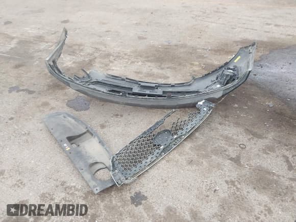 ✅ 2017 Kia Sorento EX • VIN: 5XYPHDA54HG330559 • Lot: 43380832. Listed on IAAI with 113,563 mi. Free auction sales archive from the USA and detailed vehicle history report at DreamBid. Image 12.