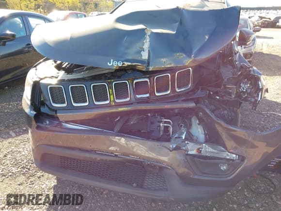 ✅ 2021 Jeep Compass Latitude • VIN: 3C4NJDBB8MT537958 • Lot: 40705924. Listed on IAAI with 73,319 mi. Free auction sales archive from the USA and detailed vehicle history report at DreamBid. Image 6.