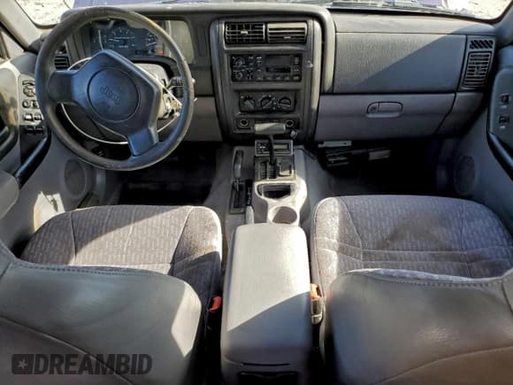 ✅ 1998 Jeep Cherokee Sport • VIN: 1J4FJ68S8WL207267 • Лот: 94191445. Опубликован ранее на Copart с пробегом 211 832 миль. Бесплатный доступ к архиву аукционных продаж из США и подробный отчёт об истории автомобиля на DreamBid. Изображение 8.