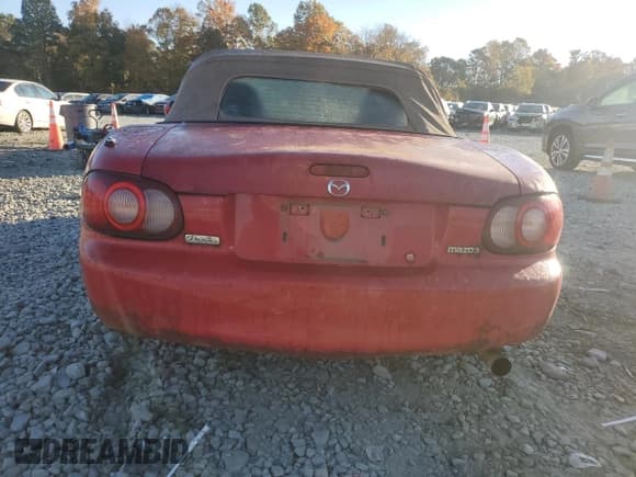 ✅ 2004 Mazda MX-5 Miata Cloth • VIN: JM1NB353340402430 • Lot: 77413414. Wystawiony na Copart z przebiegiem 227 831 mil. Bezpłatny archiwum sprzedaży aukcyjnych z USA i szczegółowy raport historii pojazdu na DreamBid. Zdjęcie 6.