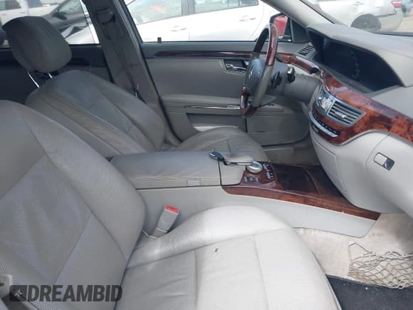 ✅ 2012 Mercedes-Benz S 550 • VIN: WDDNG9EB2CA466470 • Lot: 42297966. Listed on IAAI with 81,025 mi. Free auction sales archive from the USA and detailed vehicle history report at DreamBid. Image 5.