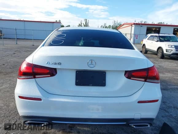 ✅ 2019 Mercedes-Benz A 220 • VIN: WDD3G4EB9KW006010 • Лот: 43286746. Опубликован ранее на IAAI с пробегом 85 529 миль. Бесплатный доступ к архиву аукционных продаж из США и подробный отчёт об истории автомобиля на DreamBid. Изображение 16.
