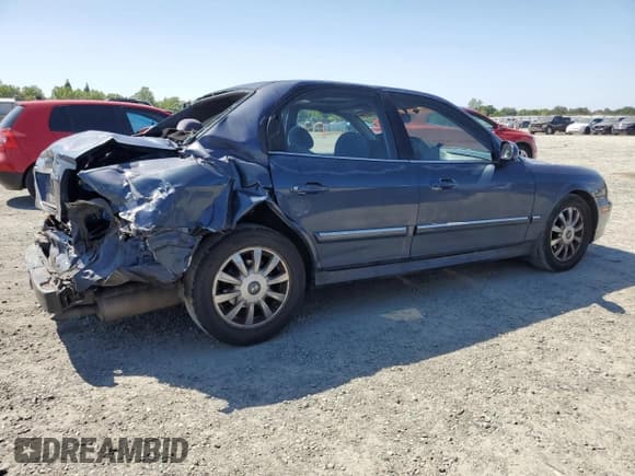 ✅ 2003 Hyundai Sonata GLS • VIN: KMHWF35H33A895678 • Lot: 55669665. Listed on Copart with 106,838 mi. Free auction sales archive from the USA and detailed vehicle history report at DreamBid. Image 3.