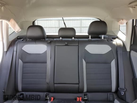 ✅ 2022 Volkswagen Taos SEL • VIN: 3VVJX7B20NM022304 • Lot: 55663395. Wystawiony na Copart z przebiegiem 38 357 mil. Bezpłatny archiwum sprzedaży aukcyjnych z USA i szczegółowy raport historii pojazdu na DreamBid. Zdjęcie 10.