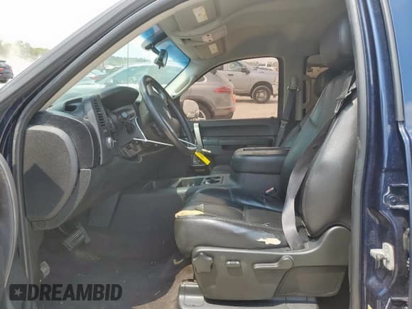 ✅ 2010 Chevrolet Silverado 1500 • VIN: 3GCRKSE26AG199303 • Лот: 67783835. Опубликован ранее на Copart с пробегом 158 967 миль. Бесплатный доступ к архиву аукционных продаж из США и подробный отчёт об истории автомобиля на DreamBid. Изображение 7.