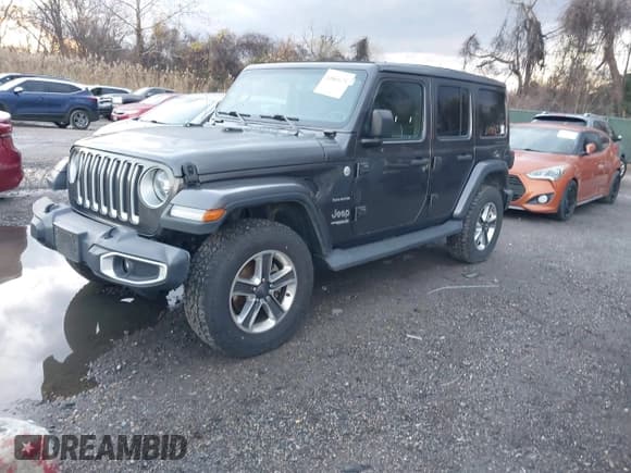 ✅ 2020 Jeep Wrangler Unlimited Sahara Altitude • VIN: 1C4HJXEN7LW122756 • Lot: 43805621. Listed on IAAI with 127,613 mi. Free auction sales archive from the USA and detailed vehicle history report at DreamBid. Image 2.