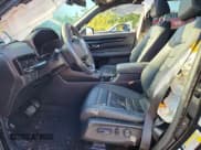 ✅ 2023 Honda CR-V Sport Touring • VIN: 7FARS6H92PE004297 • Lot: 70555345. Wystawiony na Copart z przebiegiem 23 443 mil. Bezpłatny archiwum sprzedaży aukcyjnych z USA i szczegółowy raport historii pojazdu na DreamBid. Zdjęcie 7.