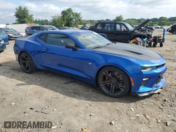 ✅ 2018 Chevrolet Camaro 1SS • VIN: 1G1FE1R75J0185061 • Лот: 62646465. Опубликован ранее на Copart с пробегом 23 067 миль. Бесплатный доступ к архиву аукционных продаж из США и подробный отчёт об истории автомобиля на DreamBid. Изображение 4.