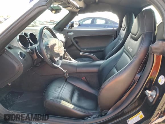 ✅ 2007 Pontiac Solstice GXP • VIN: 1G2MG35X37Y140385 • Lot: 75221684. Wystawiony na Copart z przebiegiem 41 080 mil. Bezpłatny archiwum sprzedaży aukcyjnych z USA i szczegółowy raport historii pojazdu na DreamBid. Zdjęcie 7.