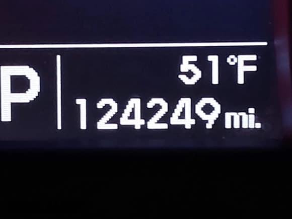 ✅ 2013 Hyundai Santa Fe Sport • VIN: 5XYZU3LB8DG087690 • Лот: 43492682. Опубликован ранее на IAAI с пробегом 124 249 миль. Бесплатный доступ к архиву аукционных продаж из США и подробный отчёт об истории автомобиля на DreamBid. Изображение 12.