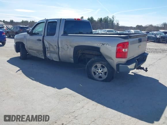 ✅ 2008 Chevrolet Silverado 1500 1LT • VIN: 2GCEK19C081151598 • Lot: 41914568. Listed on IAAI with 249,448 mi. Free auction sales archive from the USA and detailed vehicle history report at DreamBid. Image 3.