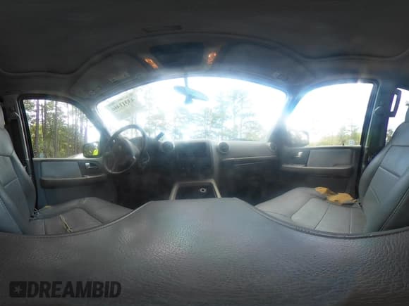 ✅ 2004 Ford Expedition Special Service • VIN: 1FMFU16L14LB30195 • Lot: 43311460. Wystawiony na IAAI z przebiegiem 272 111 mil. Bezpłatny archiwum sprzedaży aukcyjnych z USA i szczegółowy raport historii pojazdu na DreamBid. Zdjęcie 19.