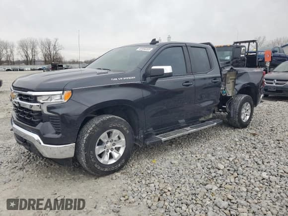 ✅ 2022 Chevrolet Silverado 1500 • VIN: 1GCVDDET3NZ584353 • Лот: 46906355. Опубликован ранее на Copart с пробегом 7 937 миль. Бесплатный доступ к архиву аукционных продаж из США и подробный отчёт об истории автомобиля на DreamBid. Изображение 1.