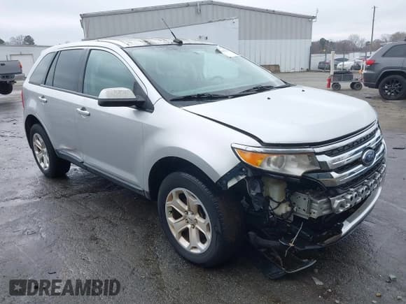 ✅ 2013 Ford Edge SEL • VIN: 2FMDK4JC8DBC46323 • Лот: 43899354. Опубликован ранее на IAAI с пробегом 189 039 миль. Бесплатный доступ к архиву аукционных продаж из США и подробный отчёт об истории автомобиля на DreamBid. Изображение 1.