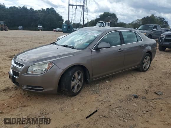 ✅ 2010 Chevrolet Malibu 2LT • VIN: 1G1ZD5EB1AF148054 • Лот: 85601915. Опубликован ранее на Copart с пробегом 136 362 миль. Бесплатный доступ к архиву аукционных продаж из США и подробный отчёт об истории автомобиля на DreamBid. Изображение 1.