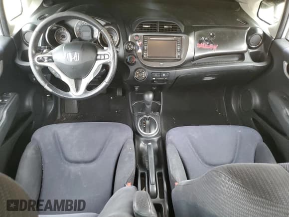 ✅ 2013 Honda Fit Sport • VIN: JHMGE8H69DC043066 • Lot: 81437745. Listed on Copart with Not provided. Free auction sales archive from the USA and detailed vehicle history report at DreamBid. Image 8.