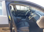 ✅ 2015 Buick LaCrosse Leather • VIN: 1G4GB5GR1FF152977 • Lot: 41791558. Wystawiony na IAAI z przebiegiem 115 589 mil. Bezpłatny archiwum sprzedaży aukcyjnych z USA i szczegółowy raport historii pojazdu na DreamBid. Zdjęcie 5.