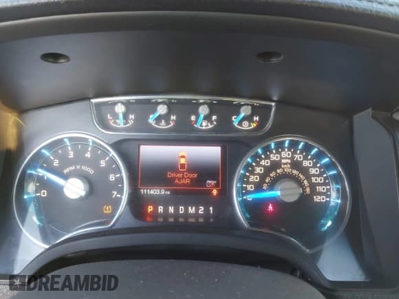 ✅ 2013 Ford F-150 Lariat • VIN: 1FTFW1ET1DFD67817 • Lot: 43810838. Listed on IAAI with 111,403 mi. Free auction sales archive from the USA and detailed vehicle history report at DreamBid. Image 7.