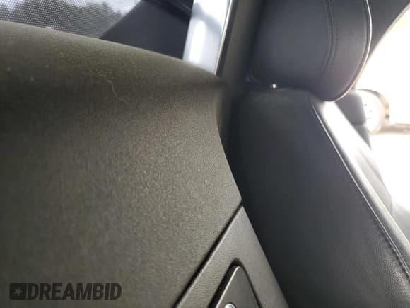 ✅ 2008 Audi TT 3.2L • VIN: TRURD38J381021544 • Lot: 84633055. Wystawiony na Copart z przebiegiem 91 440 mil. Bezpłatny archiwum sprzedaży aukcyjnych z USA i szczegółowy raport historii pojazdu na DreamBid. Zdjęcie 10.