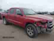 2010 Dodge Dakota z VIN 1D7CE3GP0AS166078, wystawiony jako IAAI lot #41856634 z przebiegiem 235 615 mil mil oraz . Historia ofert i sprzedaży dostępna na DreamBid. Obrazek 1.