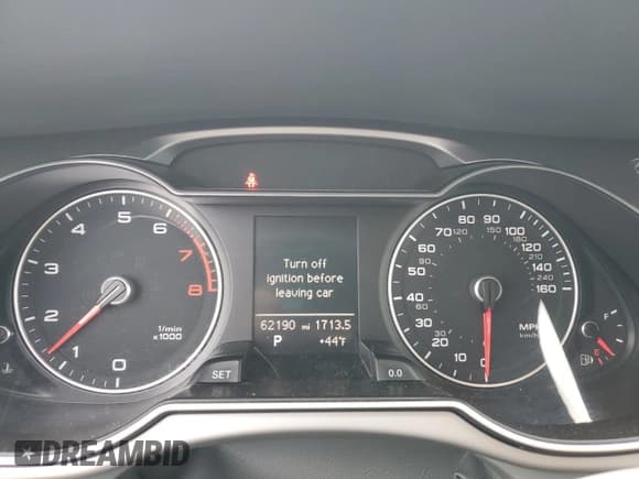 ✅ 2015 Audi A4 Premium • VIN: WAUBFAFL9FN006113 • Лот: 92995065. Опубликован ранее на Copart с пробегом 62 190 миль. Бесплатный доступ к архиву аукционных продаж из США и подробный отчёт об истории автомобиля на DreamBid. Изображение 9.