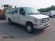 ✅ 2013 Ford Econoline Passenger XL • VIN: 1FBSS3BL8DDA76905 • Lot: 42338386. Wystawiony na IAAI z przebiegiem 170 674 mil. Bezpłatny archiwum sprzedaży aukcyjnych z USA i szczegółowy raport historii pojazdu na DreamBid. Zdjęcie 1.