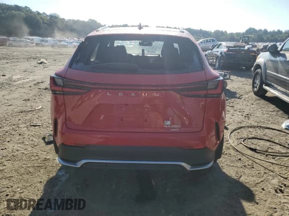 ✅ 2022 Lexus NX 350 F Sport • VIN: JTJKGCEZ3N2001665 • Lot: 70567824. Listed on Copart with 42,796 mi. Free auction sales archive from the USA and detailed vehicle history report at DreamBid. Image 6.