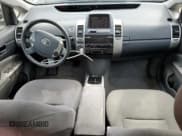 ✅ 2006 Toyota Prius • VIN: JTDKB20U163173888 • Lot: 80031155. Wystawiony na Copart z przebiegiem 204 996 mil. Bezpłatny archiwum sprzedaży aukcyjnych z USA i szczegółowy raport historii pojazdu na DreamBid. Zdjęcie 8.