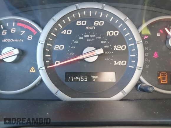 ✅ 2007 Honda Pilot LX • VIN: 5FNYF28117B035801 • Lot: 43684462. Wystawiony na IAAI z przebiegiem 174 453 mil. Bezpłatny archiwum sprzedaży aukcyjnych z USA i szczegółowy raport historii pojazdu na DreamBid. Zdjęcie 7.