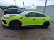 ✅ 2024 Lamborghini Urus Performante • VIN: ZPBUC3ZL1RLA32922 • Lot: 41561732. Listed on IAAI with 52 mi. Free auction sales archive from the USA and detailed vehicle history report at DreamBid. Image 14.