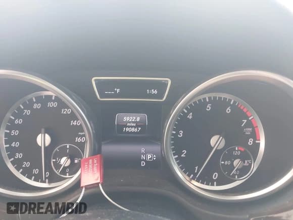 ✅ 2014 Mercedes-Benz GL 450 • VIN: 4JGDF7CE6EA318587 • Lot: 43190573. Wystawiony na IAAI z przebiegiem 190 867 mil. Bezpłatny archiwum sprzedaży aukcyjnych z USA i szczegółowy raport historii pojazdu na DreamBid. Zdjęcie 16.