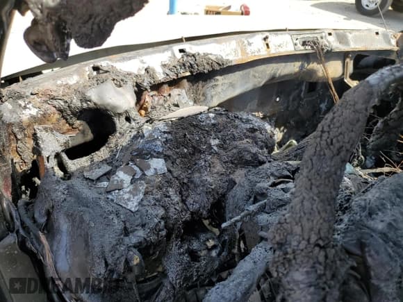 ✅ 2000 Dodge Dakota SLT • VIN: 1B7GG22X5YS551203 • Lot: 54074325. Wystawiony na Copart z przebiegiem Nie podano. Bezpłatny archiwum sprzedaży aukcyjnych z USA i szczegółowy raport historii pojazdu na DreamBid. Zdjęcie 9.