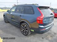 ✅ 2023 Volvo XC90 • VIN: YV4H60CW2P1922272 • Lot: 43632315. Wystawiony na IAAI z przebiegiem 32 821 mil. Bezpłatny archiwum sprzedaży aukcyjnych z USA i szczegółowy raport historii pojazdu na DreamBid. Zdjęcie 3.
