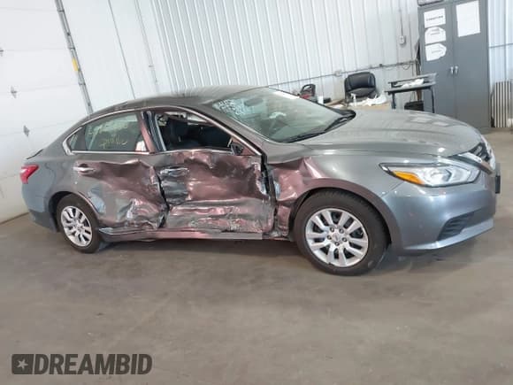 ✅ 2017 Nissan Altima SR • VIN: 1N4AL3AP9HC255108 • Лот: 42207400. Опубликован ранее на IAAI с пробегом 60 278 миль. Бесплатный доступ к архиву аукционных продаж из США и подробный отчёт об истории автомобиля на DreamBid. Изображение 13.