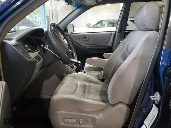 ✅ 2002 Toyota Highlander • VIN: JTEGF21A920058218 • Lot: 80956315. Wystawiony na Copart z przebiegiem 219 225 mil. Bezpłatny archiwum sprzedaży aukcyjnych z USA i szczegółowy raport historii pojazdu na DreamBid. Zdjęcie 7.