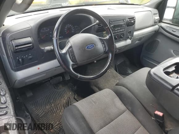 ✅ 2005 Ford F-250 XL • VIN: 1FTSW21515EB80421 • Lot: 56678805. Listed on Copart with 84,203 mi. Free auction sales archive from the USA and detailed vehicle history report at DreamBid. Image 8.