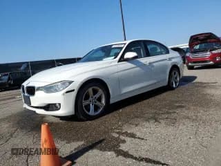 ✅ 2014 BMW 3 Series 328i xDrive • VIN: WBA3B5G54ENS08301 • Lot: 85844365. Listed on Copart with 140,567 mi. Free auction sales archive from the USA and detailed vehicle history report at DreamBid. Image 1.