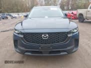 ✅ 2025 Mazda CX-50 S Premium • VIN: 7MMVABDM9SN345772 • Lot: 43562877. Wystawiony na IAAI z przebiegiem 19 553 mil. Bezpłatny archiwum sprzedaży aukcyjnych z USA i szczegółowy raport historii pojazdu na DreamBid. Zdjęcie 12.