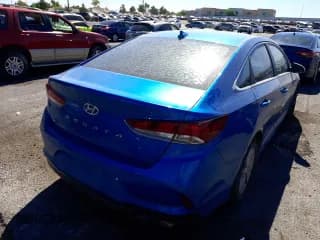 ✅ 2018 Hyundai Sonata SE • VIN: 5NPE24AF6JH627316 • Лот: 62058812. Опубликован ранее на Copart с пробегом 122 861 миль. Бесплатный доступ к архиву аукционных продаж из США и подробный отчёт об истории автомобиля на DreamBid. Изображение 4.