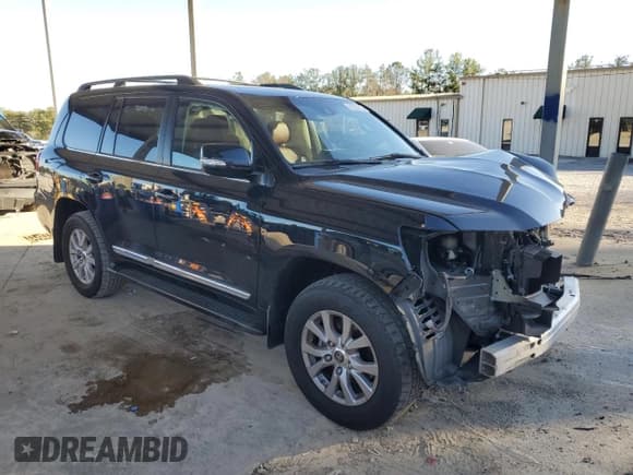 ✅ 2019 Toyota Land Cruiser • VIN: JTMCY7AJ1K4078899 • Lot: 87329914. Listed on Copart with 35,132 mi. Free auction sales archive from the USA and detailed vehicle history report at DreamBid. Image 4.