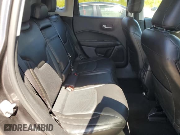 ✅ 2018 Jeep Compass Limited • VIN: 3C4NJDCB9JT456753 • Lot: 55836405. Listed on Copart with 50,858 mi. Free auction sales archive from the USA and detailed vehicle history report at DreamBid. Image 11.