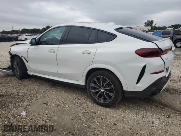 ✅ 2021 BMW X6 sDrive40i • VIN: 5UXCY4C0XM9H11474 • Лот: 89189935. Опубликован ранее на Copart с пробегом 30 927 миль. Бесплатный доступ к архиву аукционных продаж из США и подробный отчёт об истории автомобиля на DreamBid. Изображение 2.