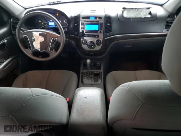 ✅ 2010 Hyundai Santa Fe GLS • VIN: 5NMSG3AB3AH399882 • Lot: 73308504. Listed on Copart with 87,159 mi. Free auction sales archive from the USA and detailed vehicle history report at DreamBid. Image 8.