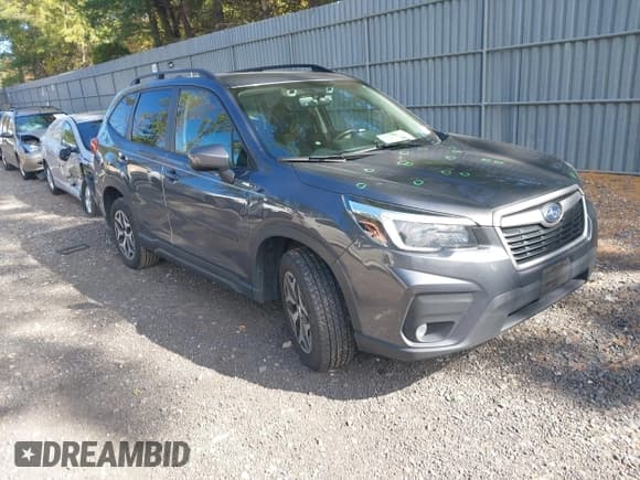 ✅ 2021 Subaru Forester Premium • VIN: JF2SKAFC0MH568770 • Lot: 43478801. Wystawiony na IAAI z przebiegiem 121 923 mil. Bezpłatny archiwum sprzedaży aukcyjnych z USA i szczegółowy raport historii pojazdu na DreamBid. Zdjęcie 1.