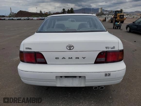 ✅ 1995 Toyota Camry LE • VIN: JT2GK12E2S0107912 • Лот: 65865134. Опубликован ранее на Copart с пробегом 96 339 миль. Бесплатный доступ к архиву аукционных продаж из США и подробный отчёт об истории автомобиля на DreamBid. Изображение 6.