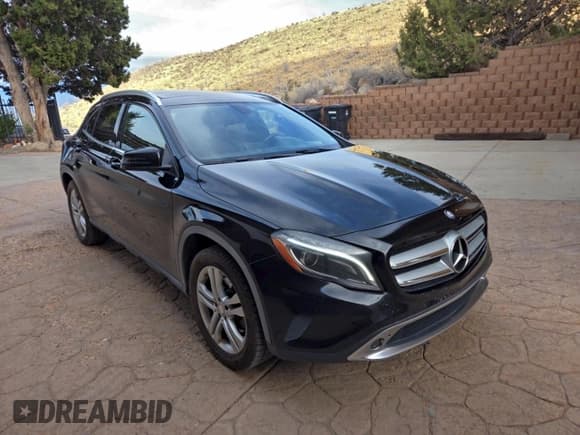 ✅ 2015 Mercedes-Benz GLA 250 • VIN: WDCTG4GB7FJ062967 • Lot: 94997545. Wystawiony na Copart z przebiegiem 117 462 mil. Bezpłatny archiwum sprzedaży aukcyjnych z USA i szczegółowy raport historii pojazdu na DreamBid. Zdjęcie 1.