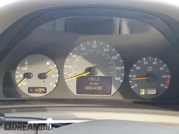 ✅ 2003 Mercedes-Benz CLK 430 • VIN: WDBLK70G53T133626 • Лот: 44135555. Опубликован ранее на Copart с пробегом 80 406 миль. Бесплатный доступ к архиву аукционных продаж из США и подробный отчёт об истории автомобиля на DreamBid. Изображение 9.