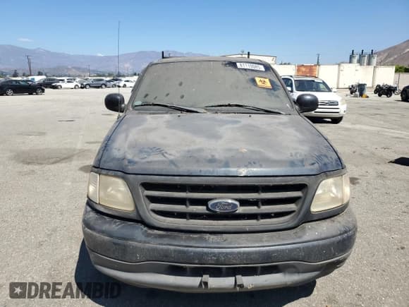 ✅ 2000 Ford F-150 XL • VIN: 1FTZX172XYNB83115 • Лот: 81110085. Опубликован ранее на Copart с пробегом Не указан. Бесплатный доступ к архиву аукционных продаж из США и подробный отчёт об истории автомобиля на DreamBid. Изображение 5.