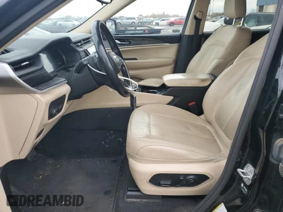 ✅ 2022 Jeep Grand Cherokee Limited • VIN: 1C4RJKBG4N8504876 • Лот: 89723405. Опубликован ранее на Copart с пробегом 35 079 миль. Бесплатный доступ к архиву аукционных продаж из США и подробный отчёт об истории автомобиля на DreamBid. Изображение 7.