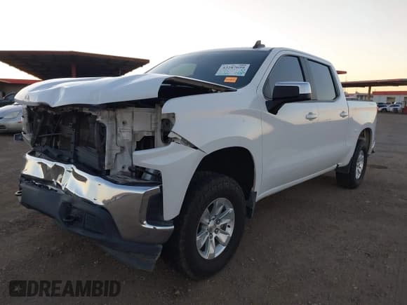 ✅ 2021 Chevrolet Silverado 1500 LT • VIN: 3GCUYDET7MG391055 • Lot: 43287699. Wystawiony na IAAI z przebiegiem 165 592 mil. Bezpłatny archiwum sprzedaży aukcyjnych z USA i szczegółowy raport historii pojazdu na DreamBid. Zdjęcie 18.